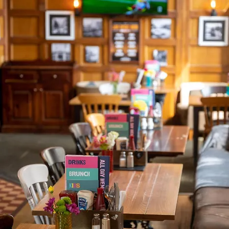 Szálloda Channings By Greene King