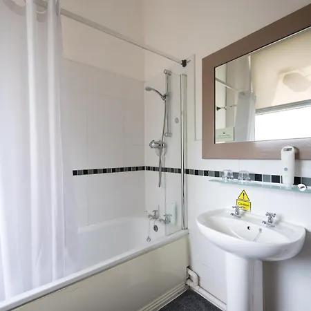 Szálloda Channings By Greene King