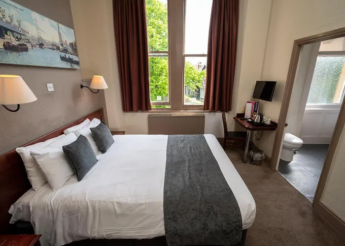 Channings By Greene King Hotel 3*